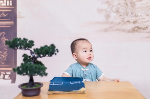 鹿邑怀孕为啥肚子会长毛 鹿邑怀孕为啥肚子会长毛